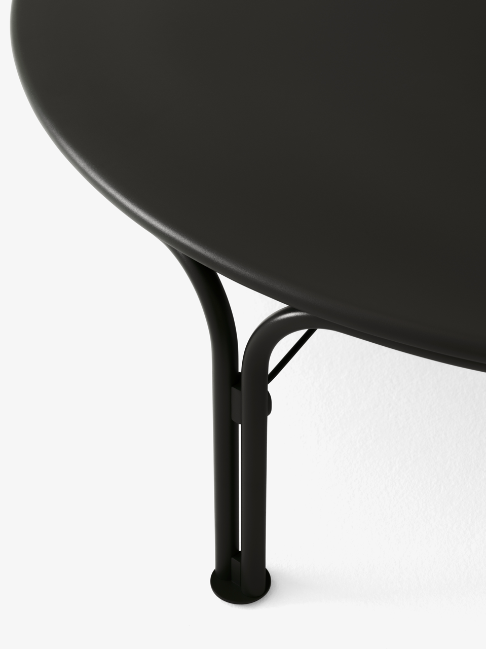 Outdoor stolek Thorvald SC109