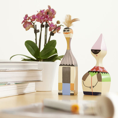 Designová figurka Wooden Doll No. 1