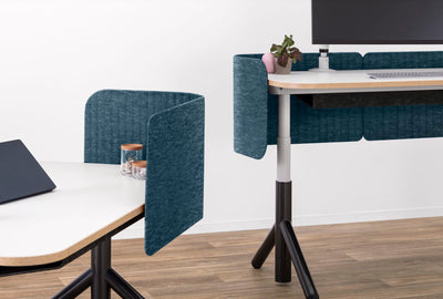 Steelcase Flex stůl v interiéru