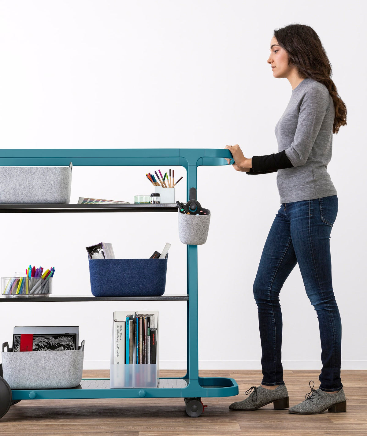 Steelcase Flex Board Cart v interiéru