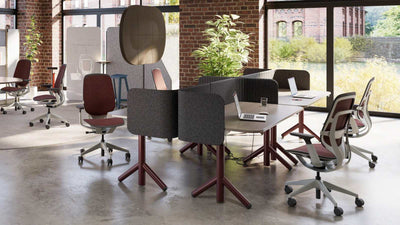 Steelcase Flex stůl v interiéru