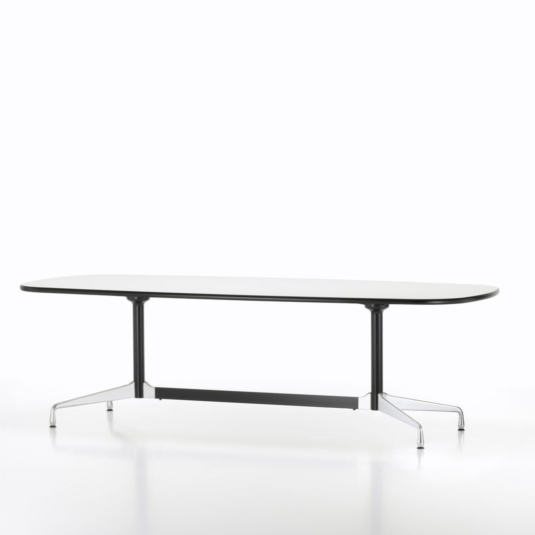 Stůl Eames Segmented Dinning