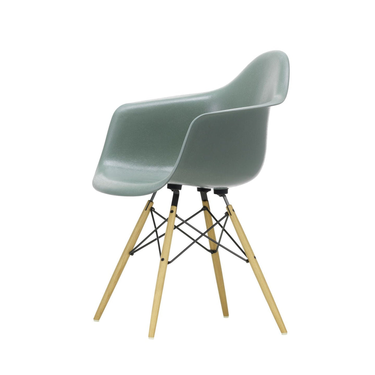 Židle Eames Fiberglass Armchair DAW