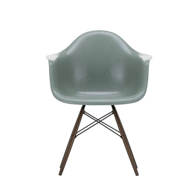 Židle Eames Fiberglass Armchair DAW
