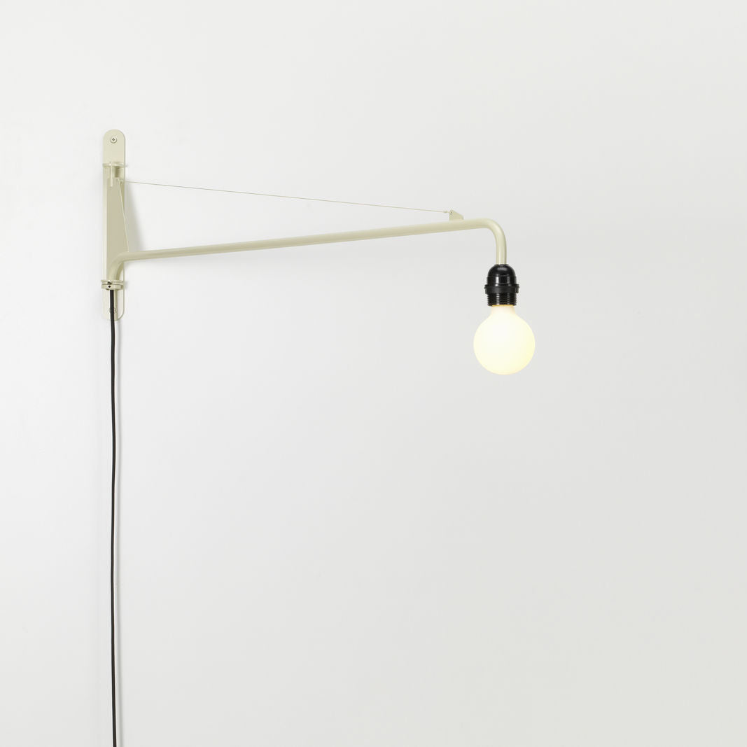 Nástěnná lampa Petite Potence