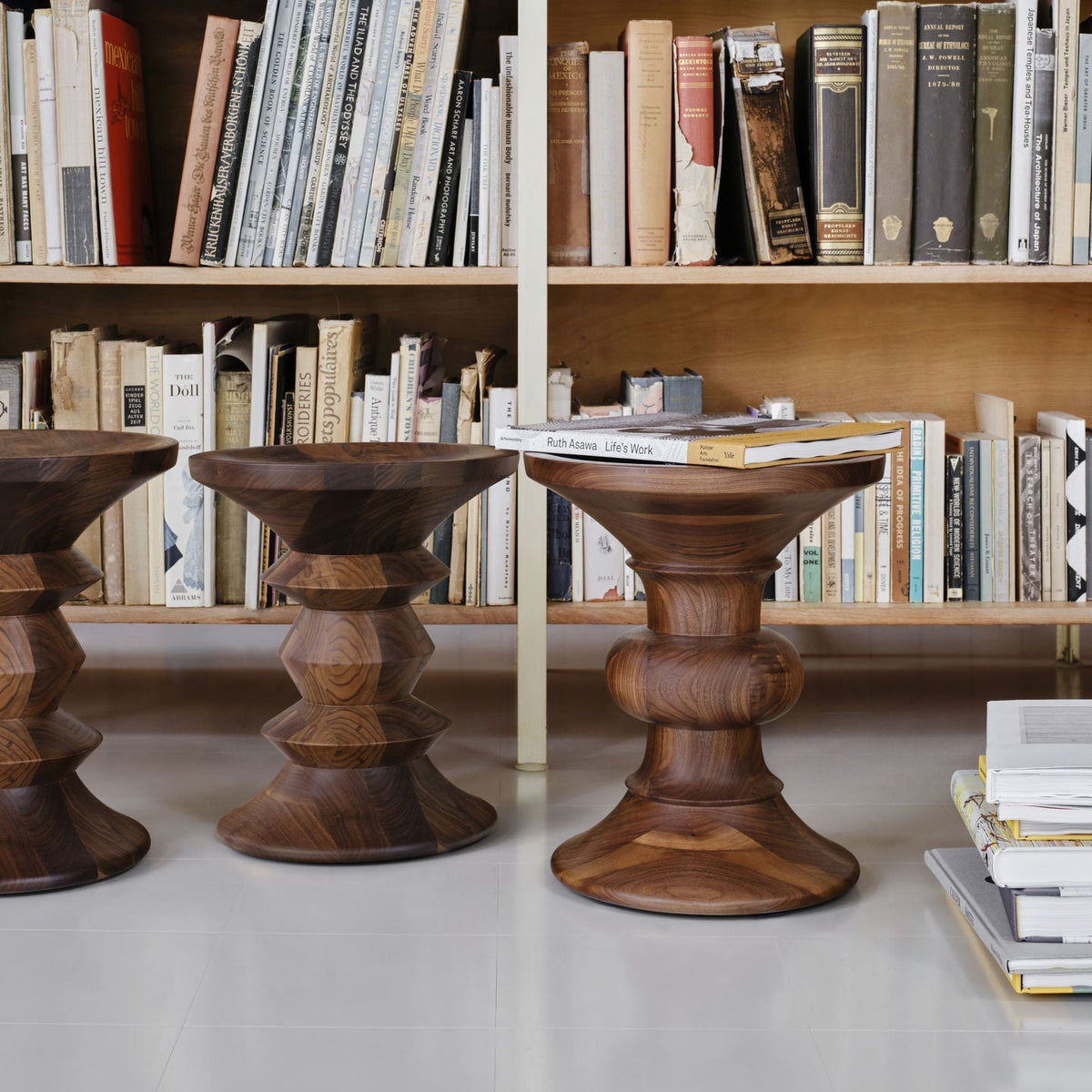 Odkládací stolička Stools, model A