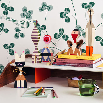 Designová figurka Wooden Doll No. 9