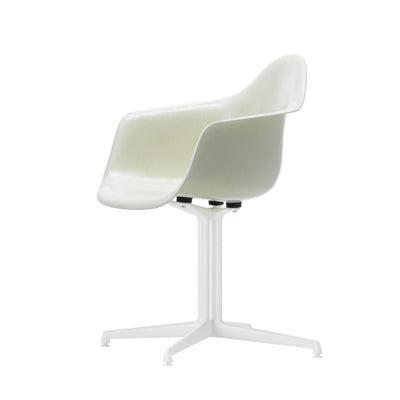 Židle Eames Fiberglass Armchair DAL