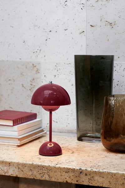 Stolní lampa Flowerpot VP9