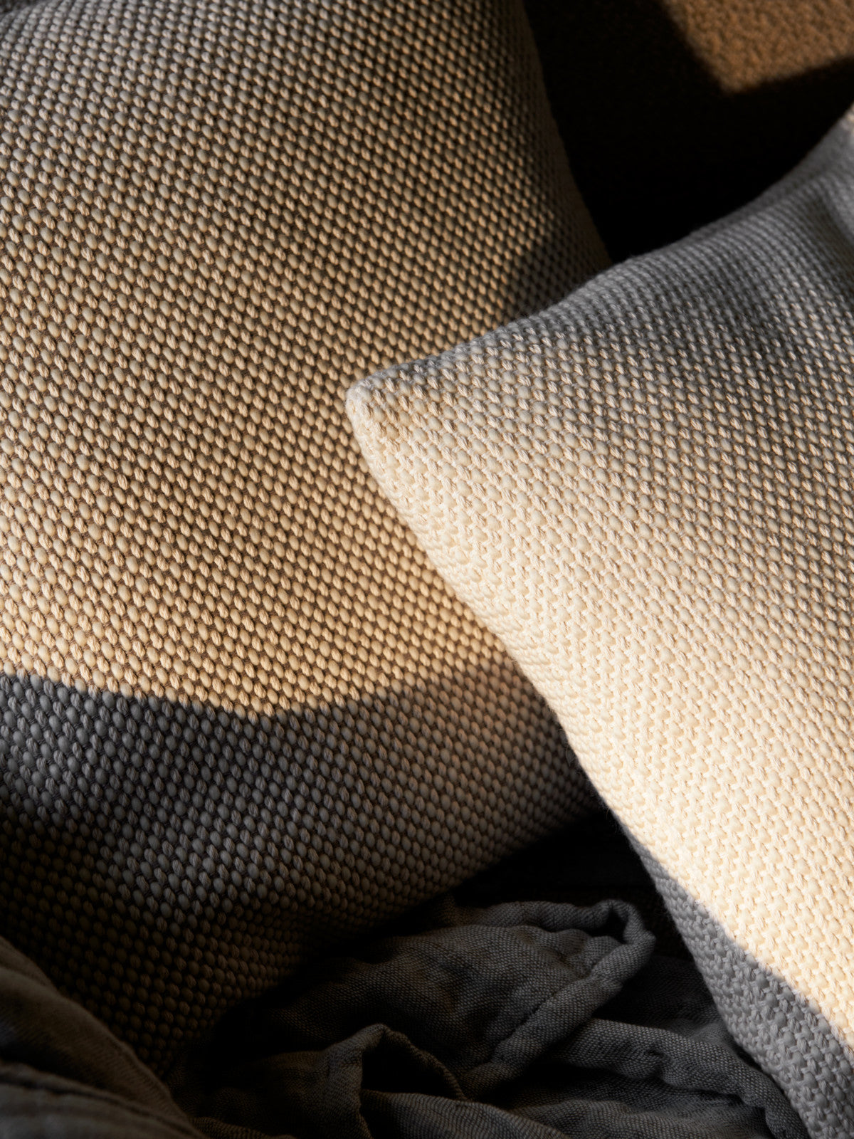 Polštář Weave SC28