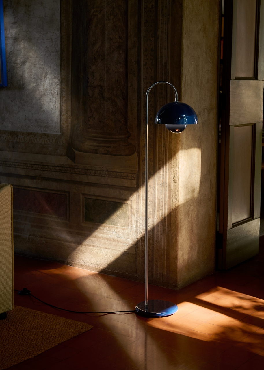 Lampa Flowerpot VP12
