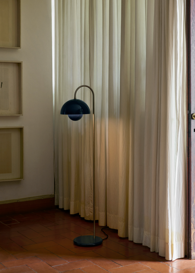 Lampa Flowerpot VP12