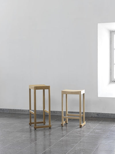 Barová židle Stool 64