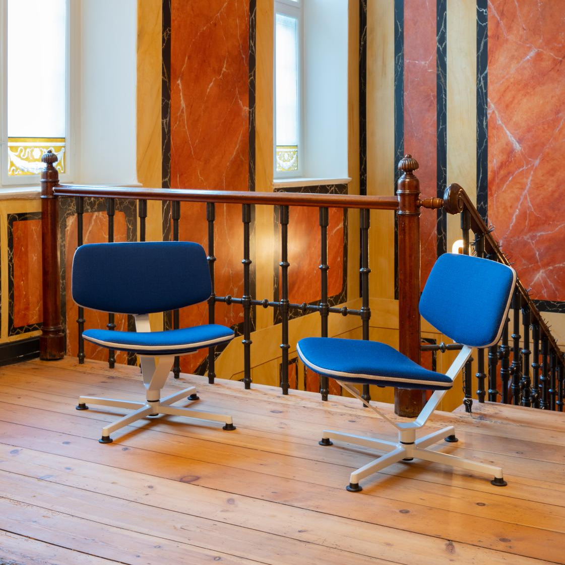 Lounge křeslo Arba Vidar - Světle šedá / modrá