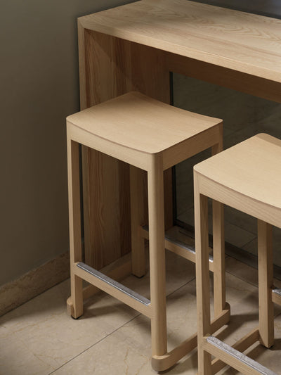 Barová židle Stool 64
