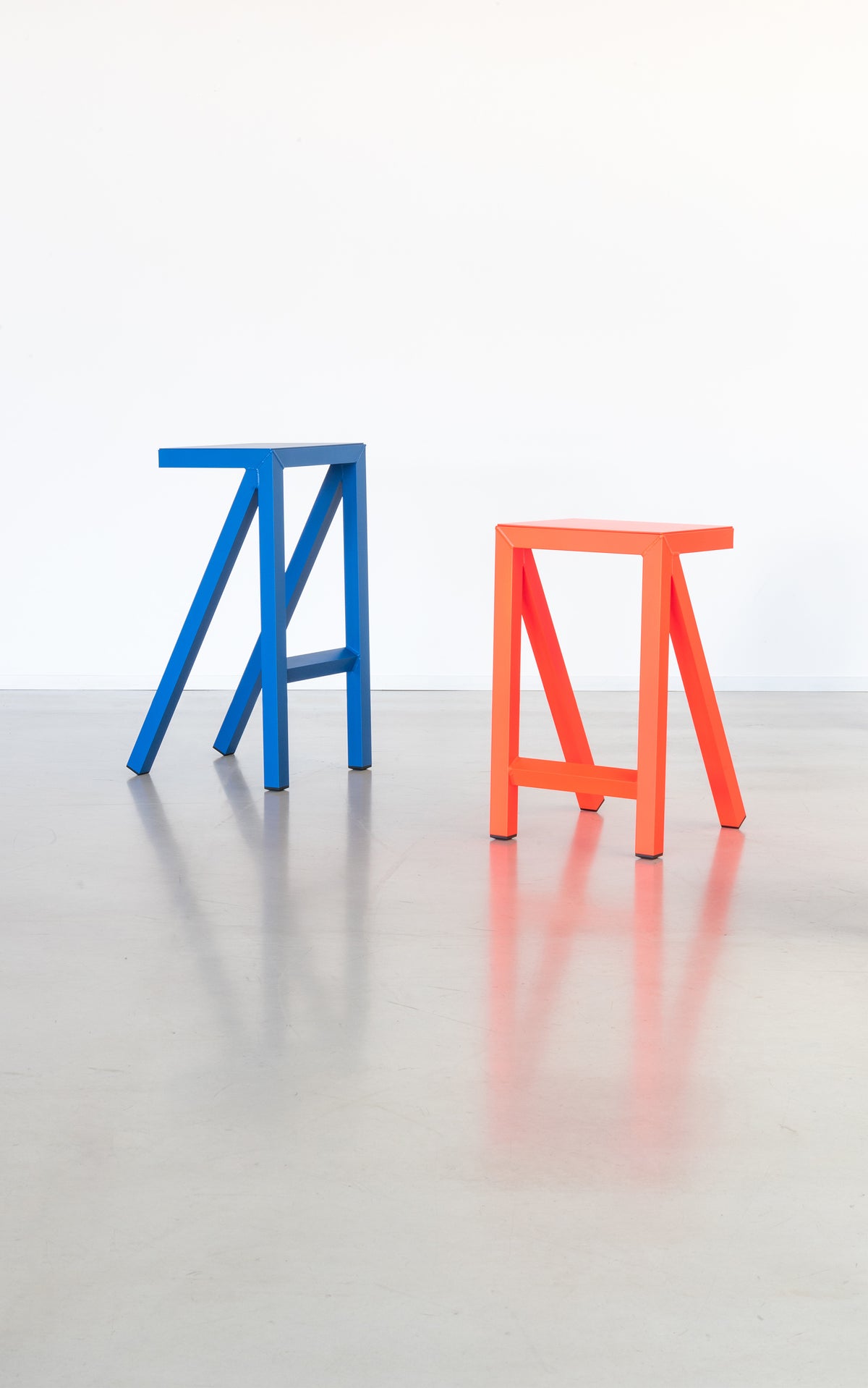 Bureaurama Stool