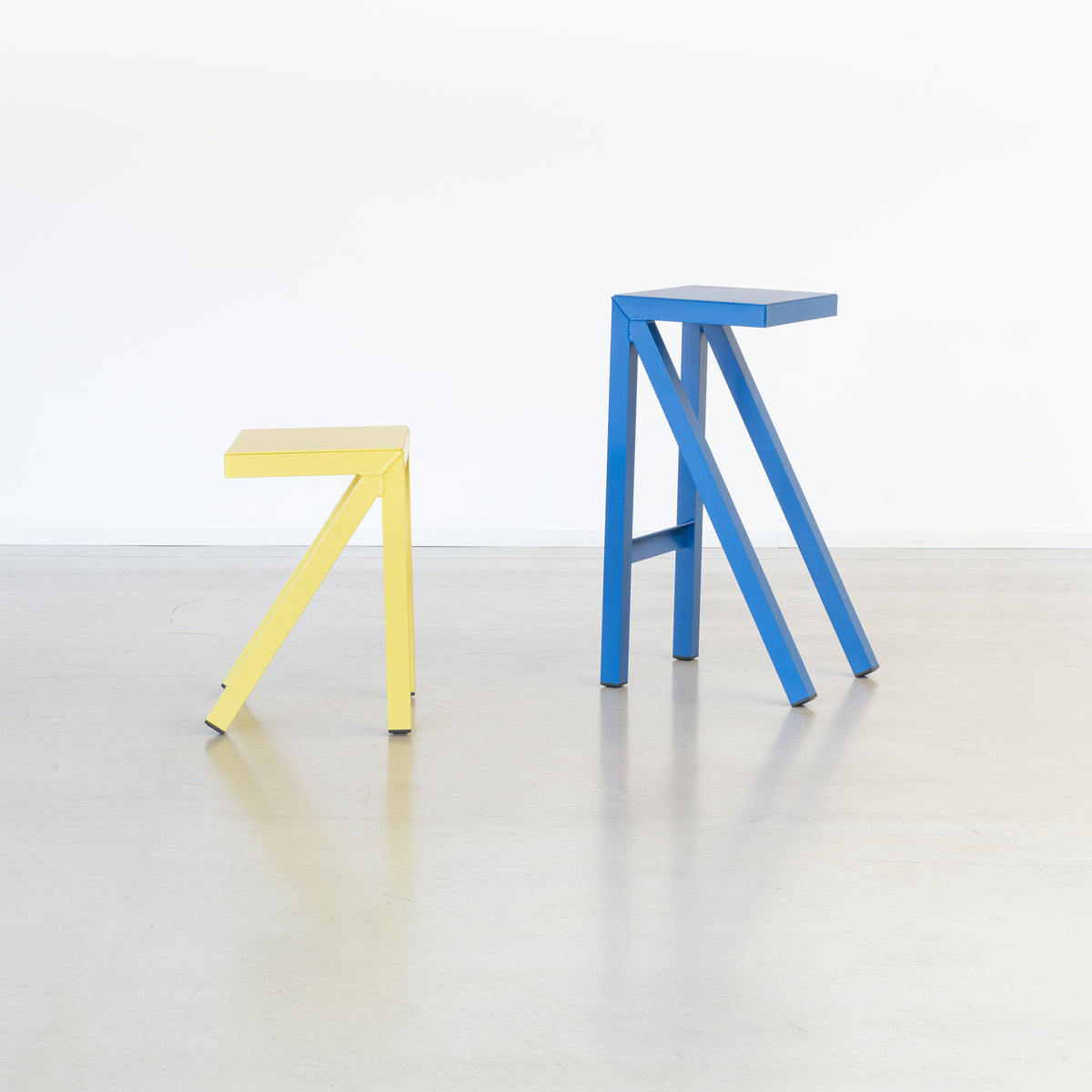 Bureaurama Stool