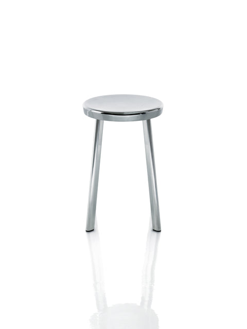 Déjà-vu, low stool