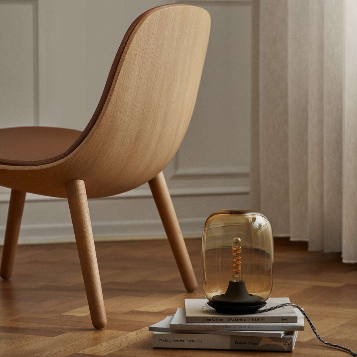 Lampa Acorn