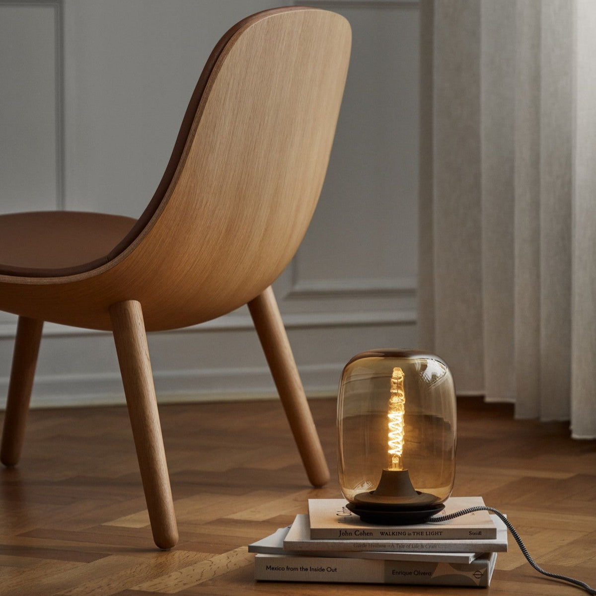 Lampa Acorn