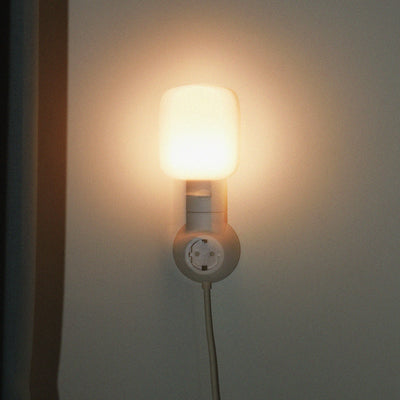 Svítidlo do zásuvky Plug-In Lamp
