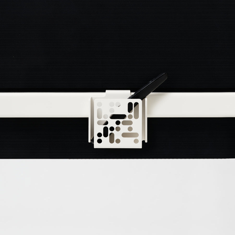 Úložný prvek k TV stojanu Remote Box Mount